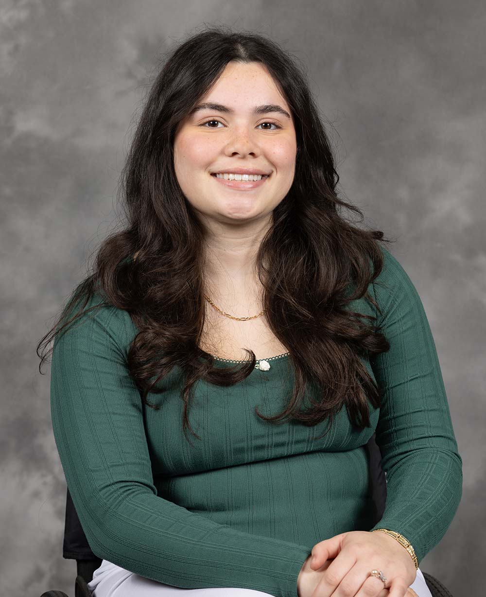 Picture of Olivia Simmons